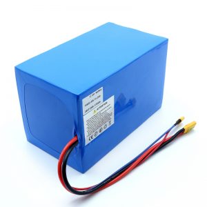 Lítiová batéria 18650 48 V 51,2AH 24 V 30 V 60 V 15 Ah 20 Ah 50 Ah Li-Ion Batérie 18650 48 V Lítium-iónová batéria pre elektrický skúter